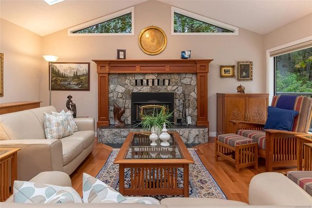 4 of 43 - 1255 Wain Rd 46, North Saanich, BC