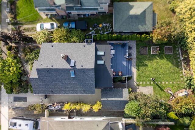 3 of 67 - 1618 Pinewood Ave, Victoria, BC