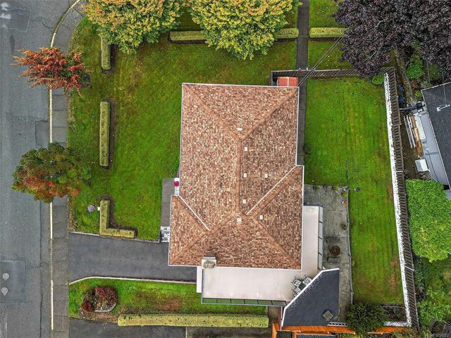 5 of 35 - 844 Rockheights Ave, Esquimalt, BC