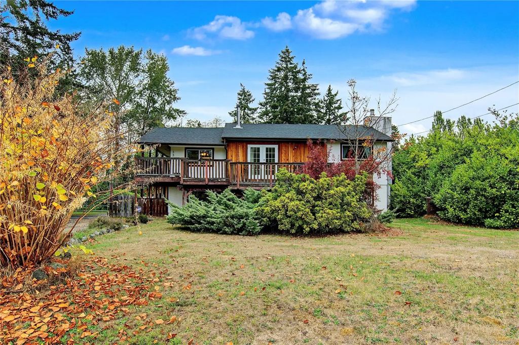 3505 Harris Cres, Qualicum Beach