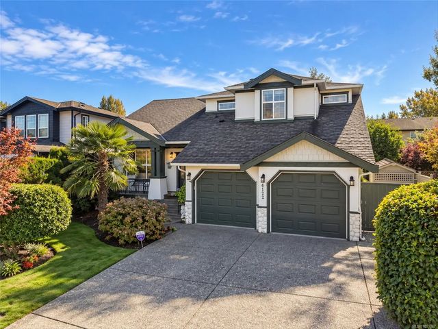 3 of 61 - 4122 Hatfield Rd, Saanich, BC