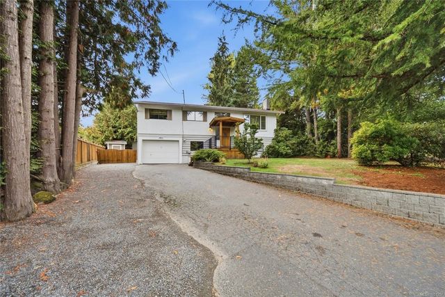 1951 Szasz Dr, Nanaimo