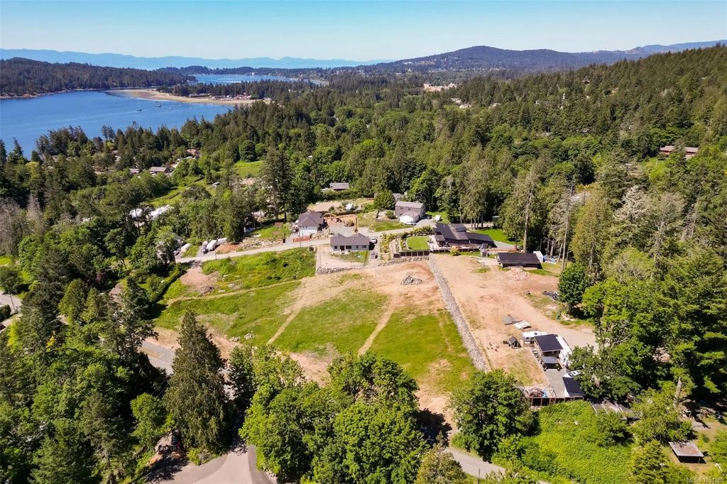 2080 Harbourview Rd, Sooke