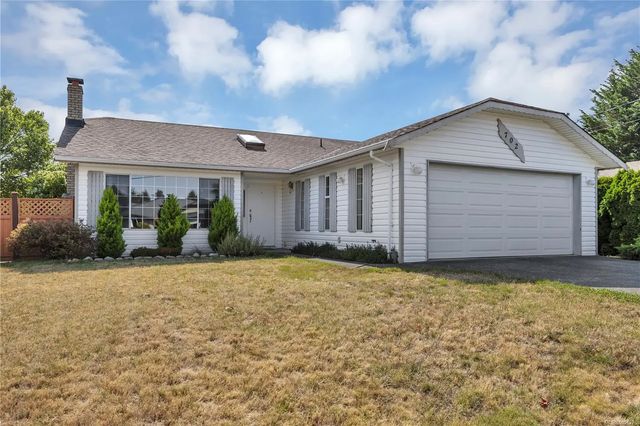 2 of 50 - 702 Forsyth Ave, Parksville, BC