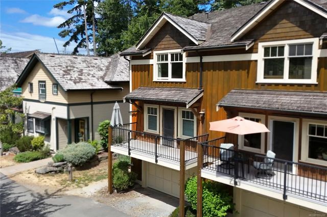 2 of 51 - 107 Atkins Rd 29, Salt Spring, BC