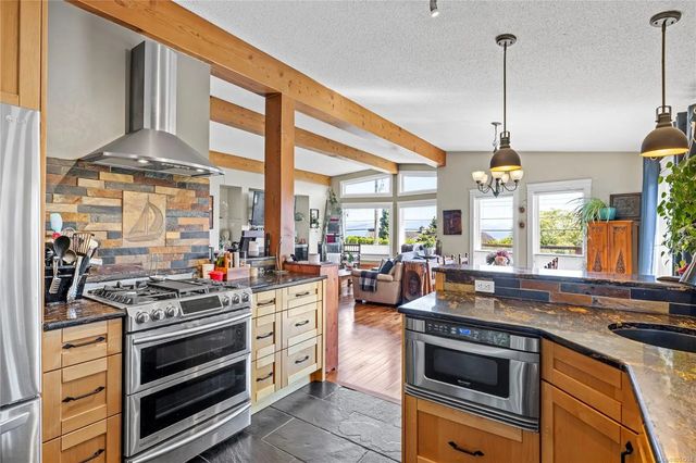 4 of 96 - 885 Glenhale Cres, French Creek, BC