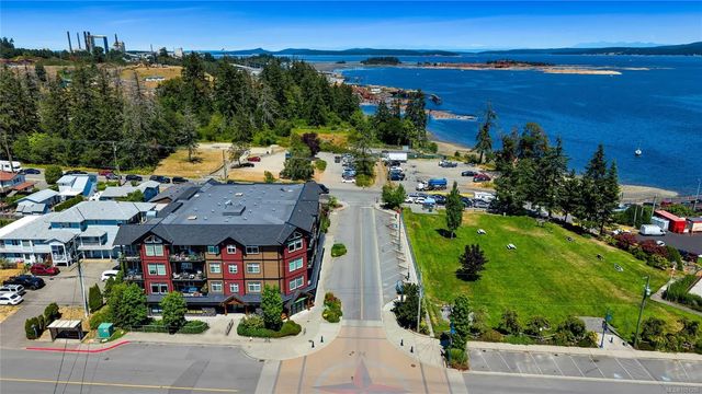 3 of 6 - 1533 Joan Ave 304, Crofton, BC