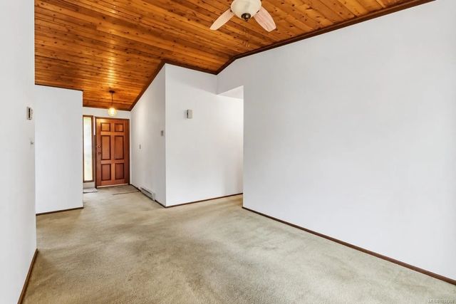 5 of 26 - 946 Paconla Pl, Central Saanich, BC