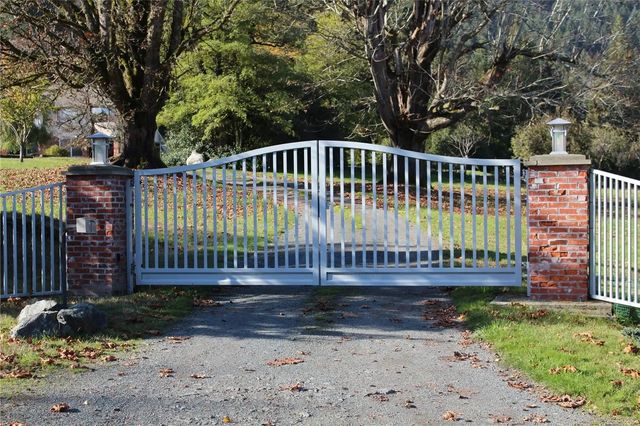 4 of 73 - 7028 Westholme Rd, Westholme, BC