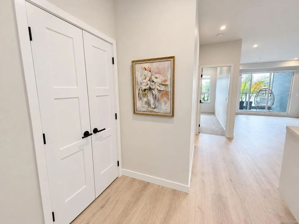 958 Pharoah Mews 110, Langford
