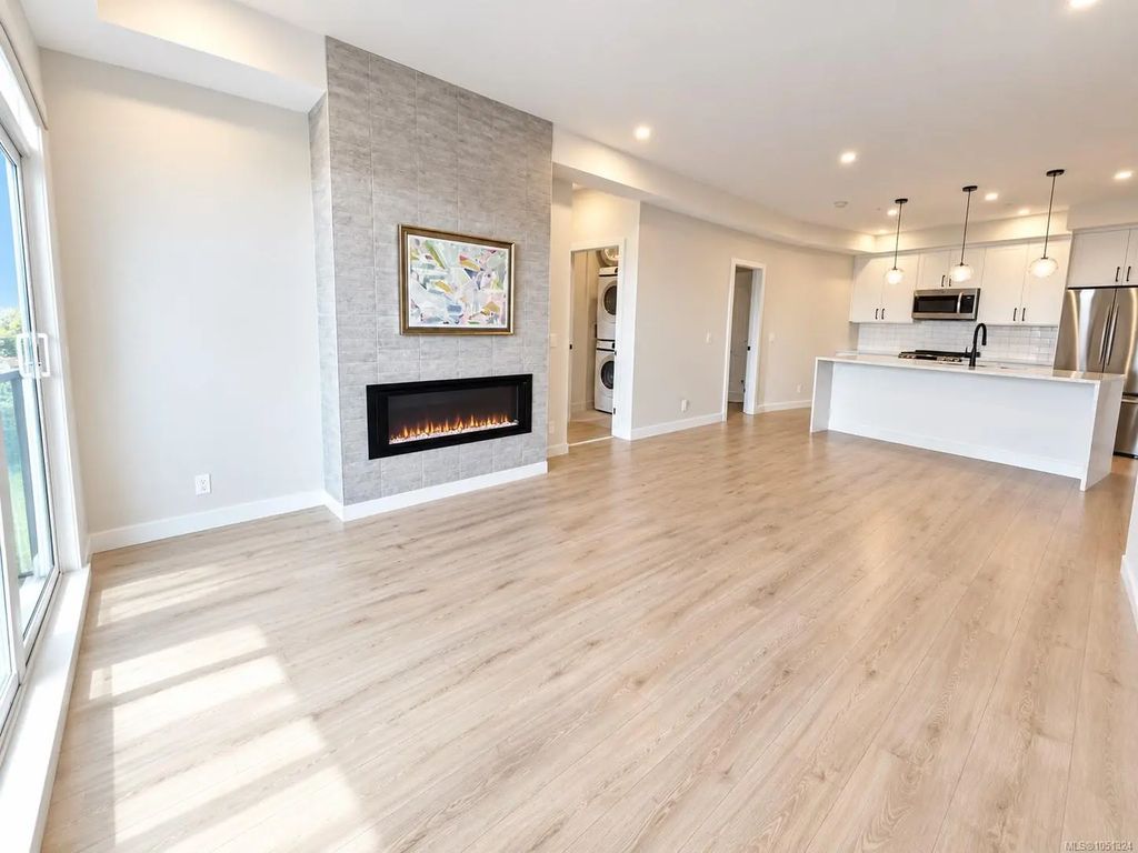 958 Pharoah Mews 110, Langford