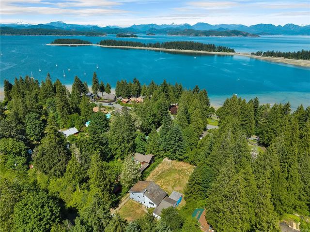 2 of 43 - 1376 Hooley Rd, Quadra Island, BC