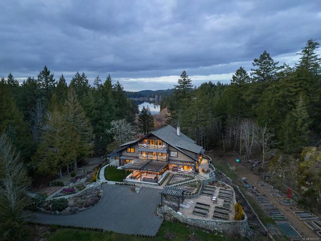 3 of 59 - 4573 Prospect Lake Rd, Saanich, BC