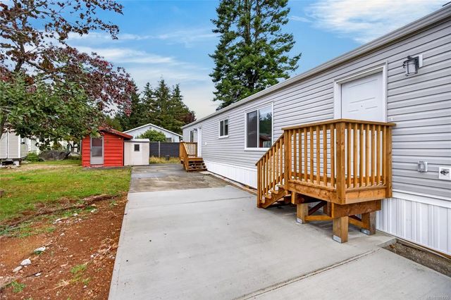 4 of 46 - 2104 Pemberton Pl, Comox, BC
