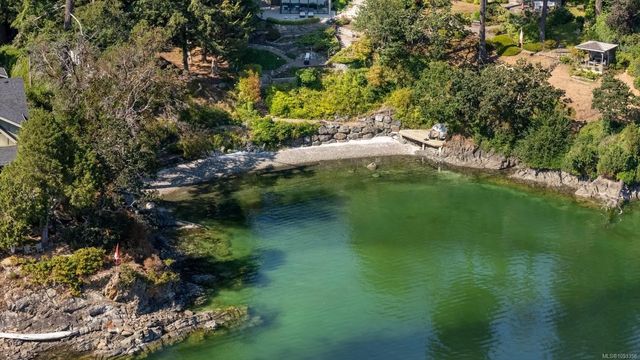 3 of 46 - 389 Moses Point Rd, North Saanich, BC