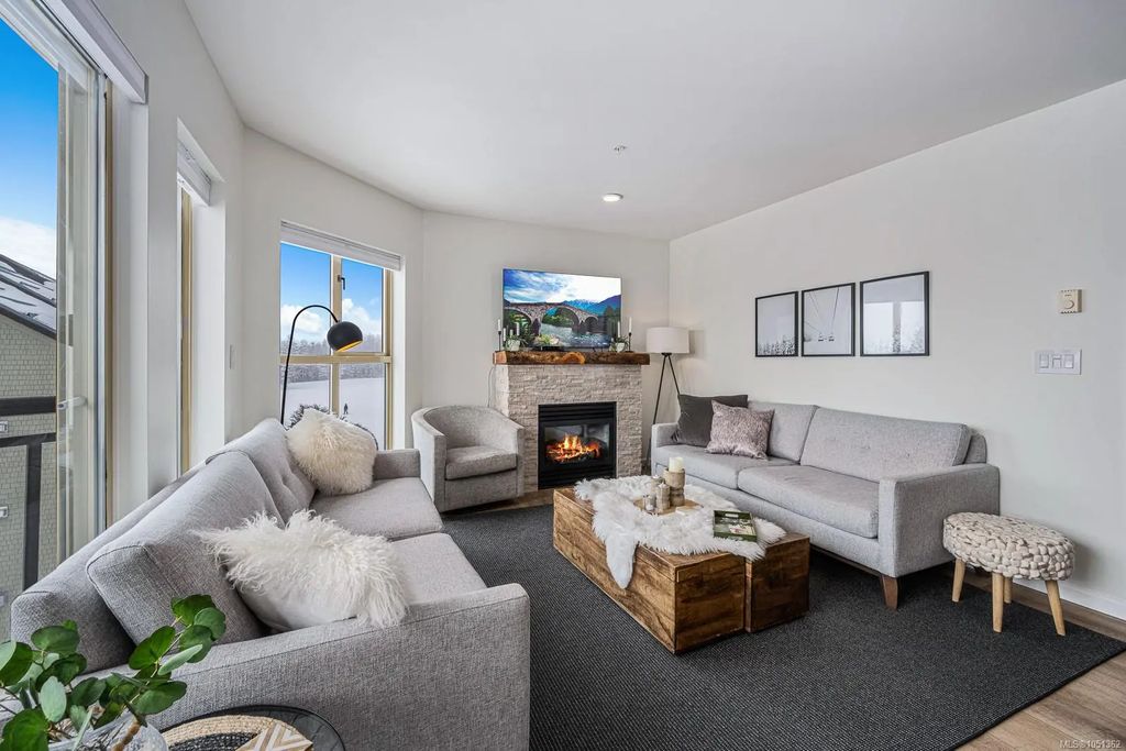 1280 Alpine Rd 303, Courtenay