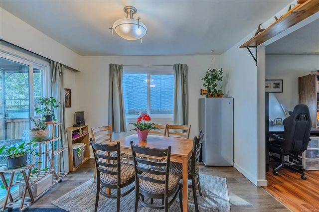 3 of 52 - 832 Holly Hill Rd, Nanaimo, BC