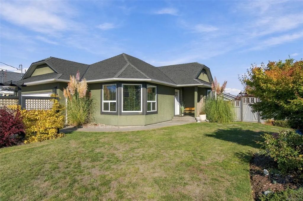 878 Temple St, Parksville