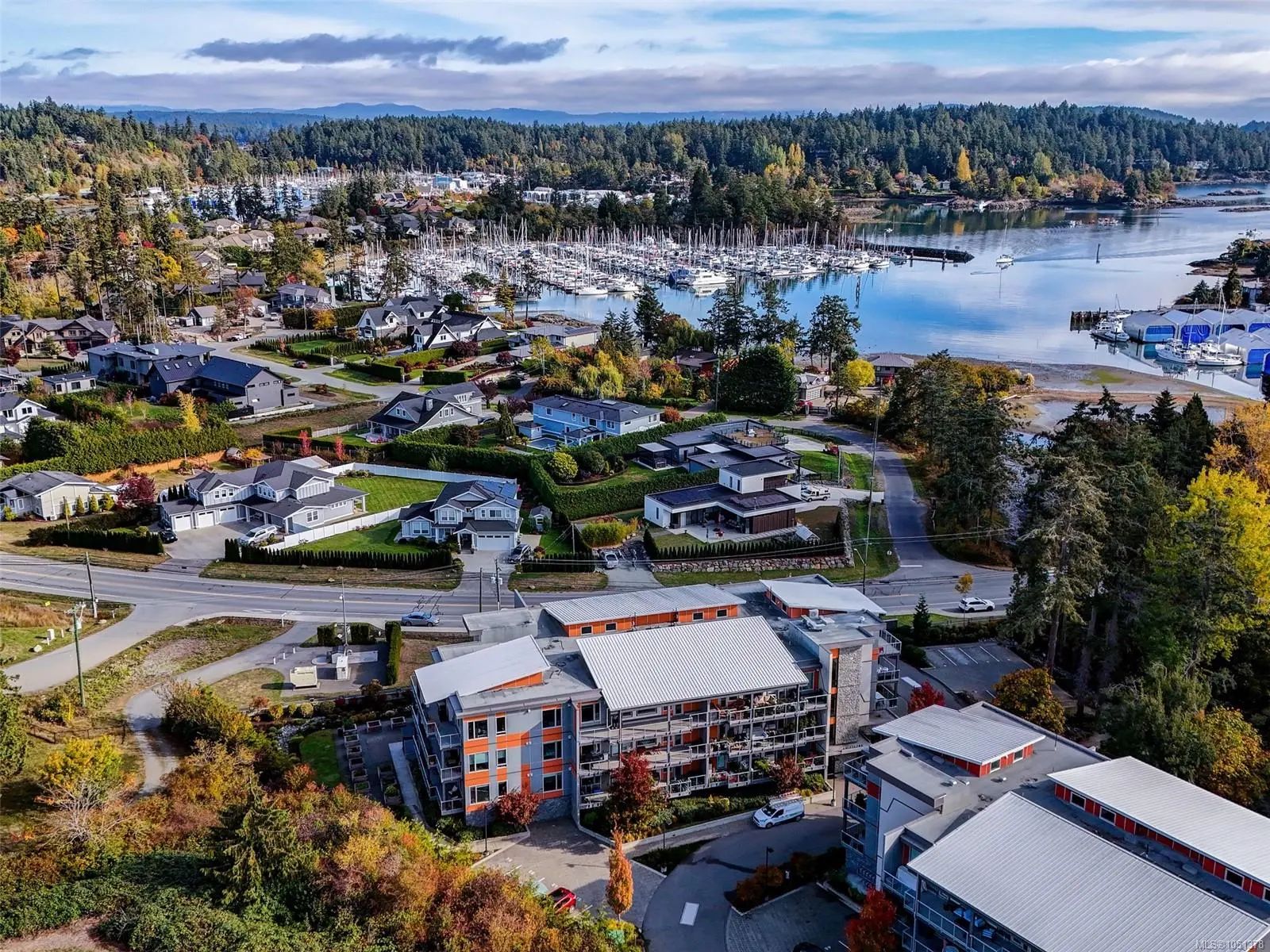 MLS #1051378 for Sale at 10680 Mcdonald Park Rd 405, in the city of North Saanich, V8L 5S7