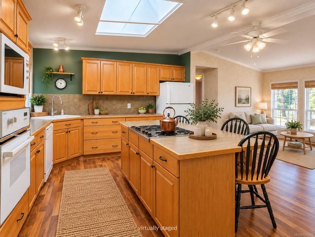 4 of 40 - 6820 Parklands Pl 23, Lantzville, BC