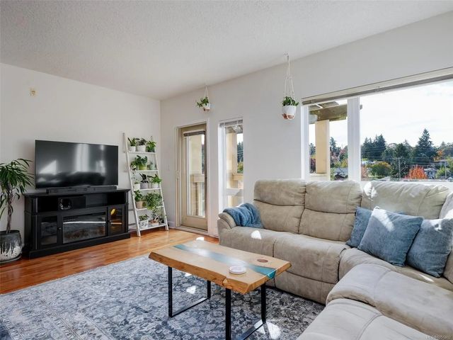 3 of 27 - 1156 Colville Rd 407, Esquimalt, BC