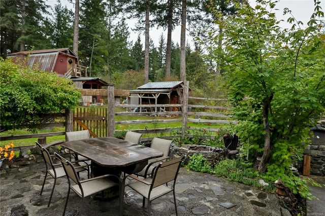 3 of 90 - 665 Fox Rd, Quadra Island, BC