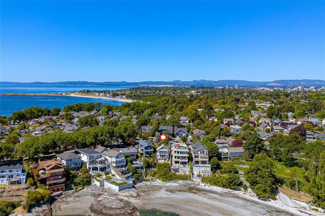2 of 47 - 157 Robertson St, Victoria, BC