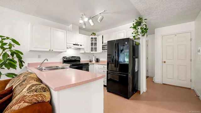 3 of 45 - 1201 Henry Rd 502, Courtenay, BC