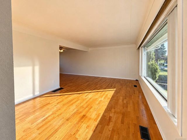 4 of 66 - 2433 5th Ave, Port Alberni, BC