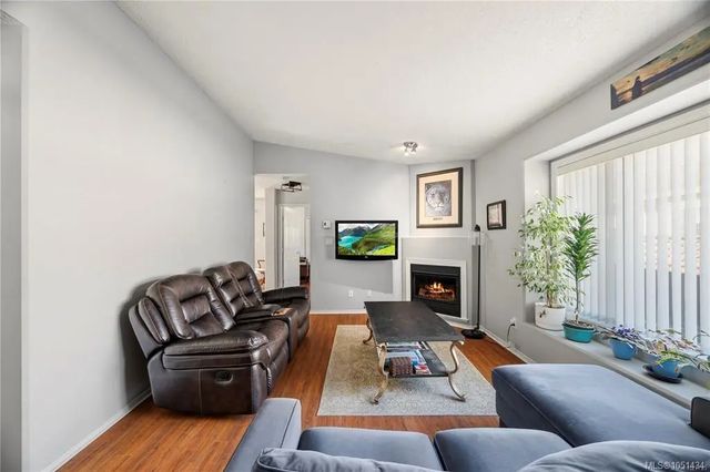3 of 32 - 7570 Tetayut Rd 57, Central Saanich, BC