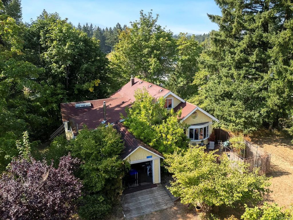 1185 5th St, Courtenay