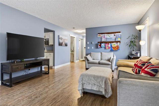 5 of 25 - 1820 1st St A, Courtenay, BC