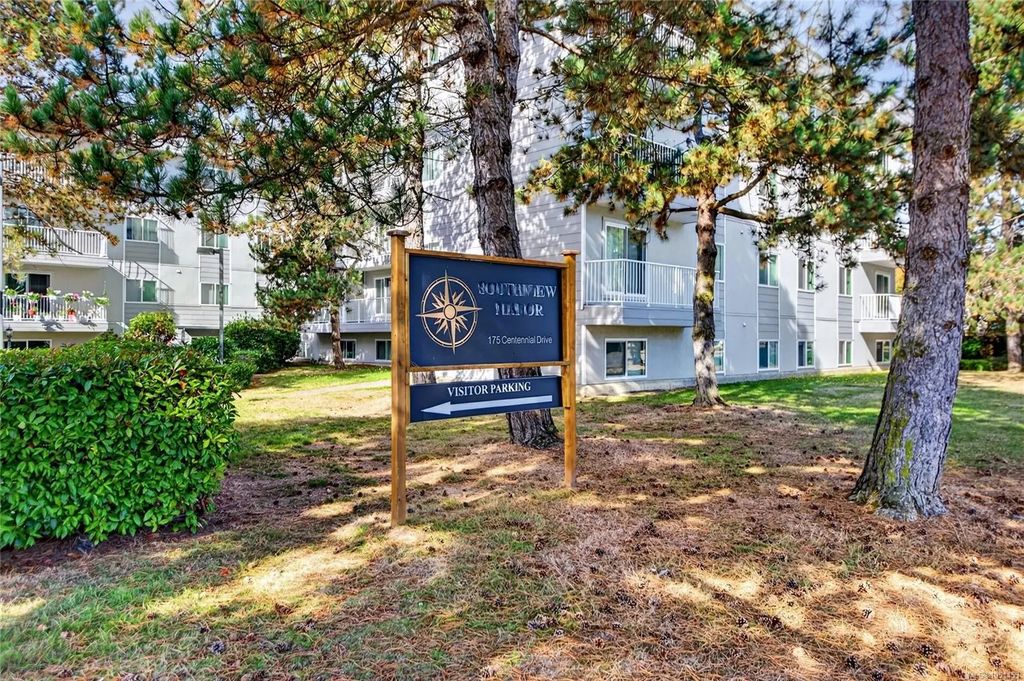 175 Centennial Dr 407, Courtenay