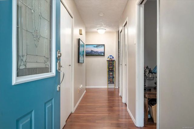 2 of 32 - 555 Hooper Pl, Ladysmith, BC