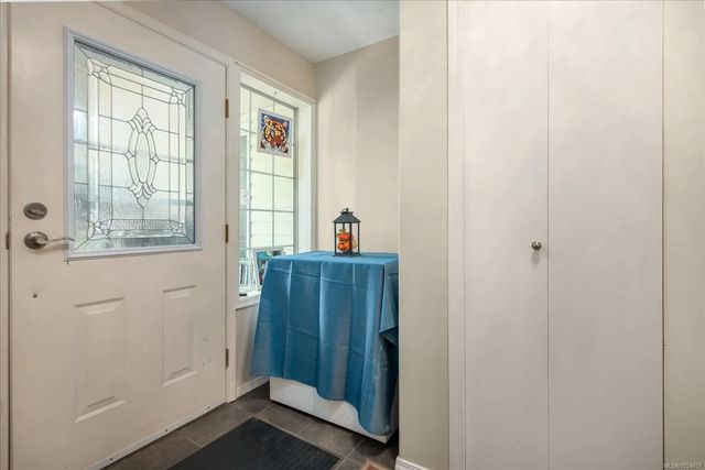 3 of 32 - 555 Hooper Pl, Ladysmith, BC
