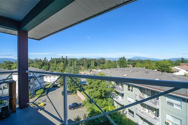 2 of 33 - 129 Back Rd 303, Courtenay, BC