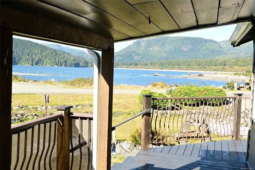 16985 Clo-oose Pl, Port Renfrew