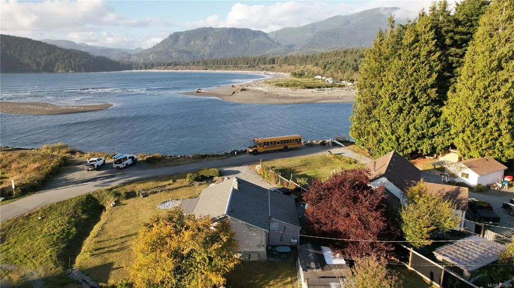 16985 Clo-oose Pl, Port Renfrew