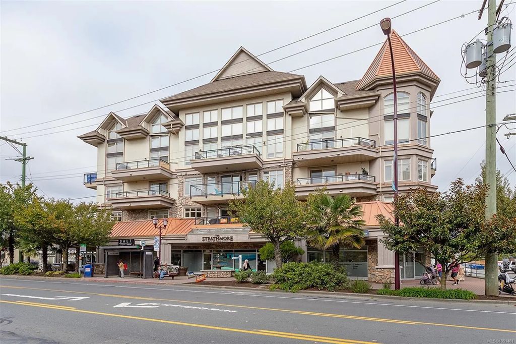 866 Goldstream Ave 204, Langford