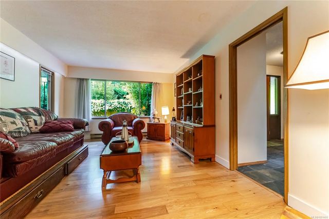 3 of 53 - 1970 Lands End Rd, North Saanich, BC