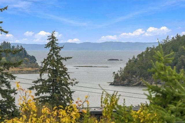 5 of 64 - 663 Maple St, Nanaimo, BC