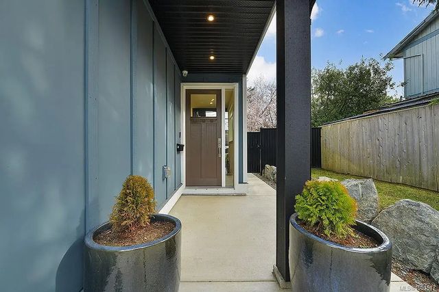 2 of 70 - 4317 Majestic Dr, Saanich, BC