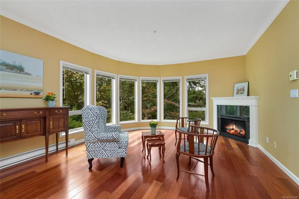 125 Aldersmith Pl 204, View Royal