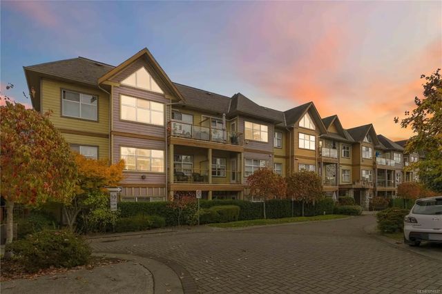 2 of 39 - 1959 Polo Park Crt 308, Central Saanich, BC