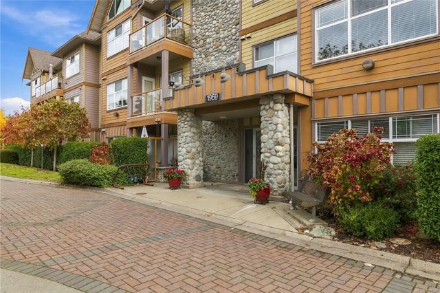 4 of 39 - 1959 Polo Park Crt 308, Central Saanich, BC