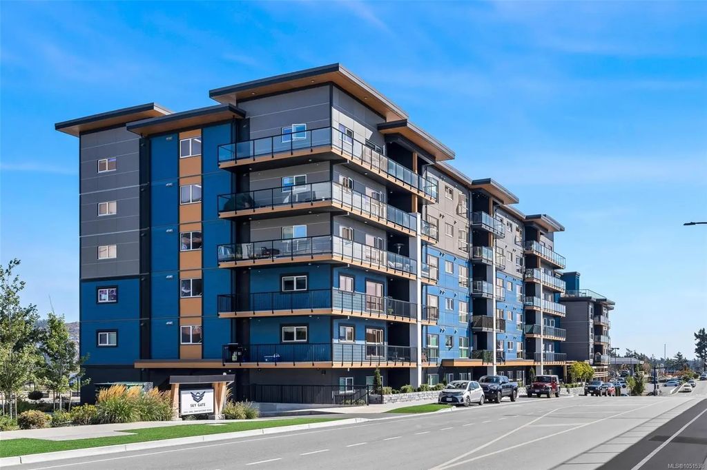 2465 Gateway Rd 504, Langford