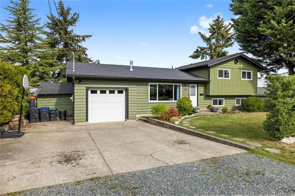 107 Moss Ave, Parksville