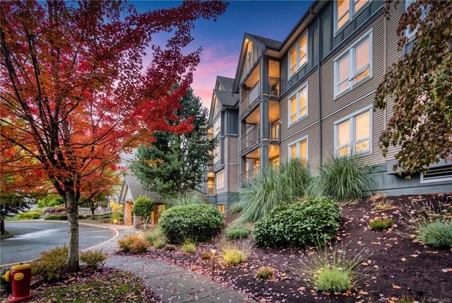 2 of 51 - 1620 Townsite Rd 204, Nanaimo, BC