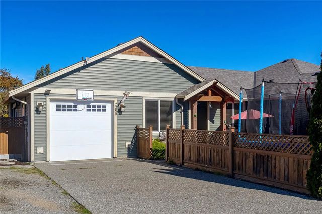 2 of 43 - 2250 Meredith Rd, Nanaimo, BC