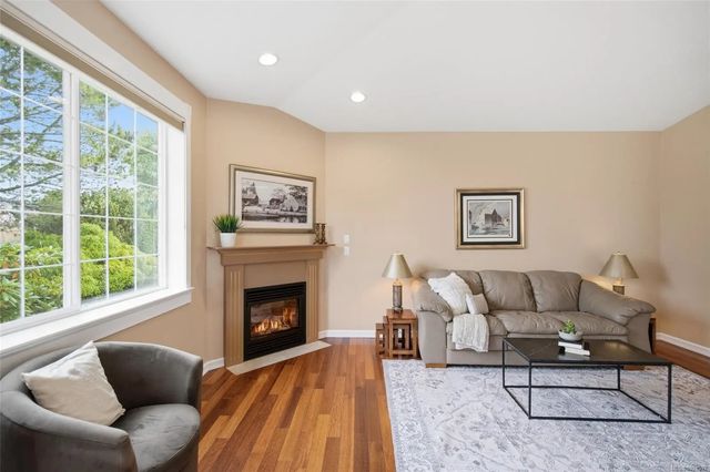 3 of 34 - 6154 Saturna Ave, Nanaimo, BC